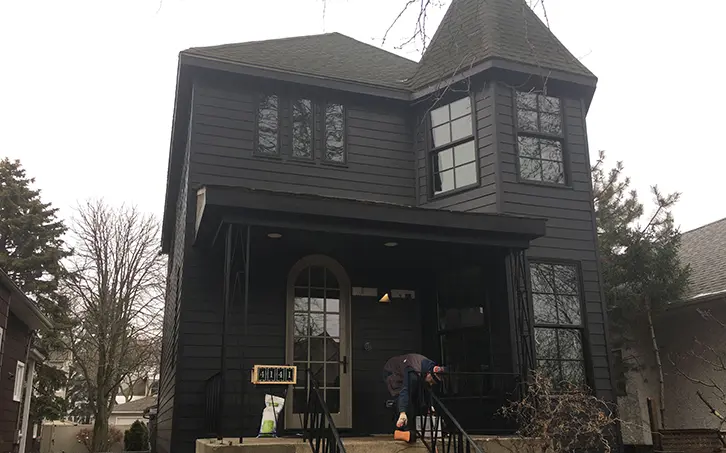 Our customers ask all the time what exterior paint colors they should choose. And the answer is - it depends on a few things: your location, your neighborhood, the style of your house, and your preferences.